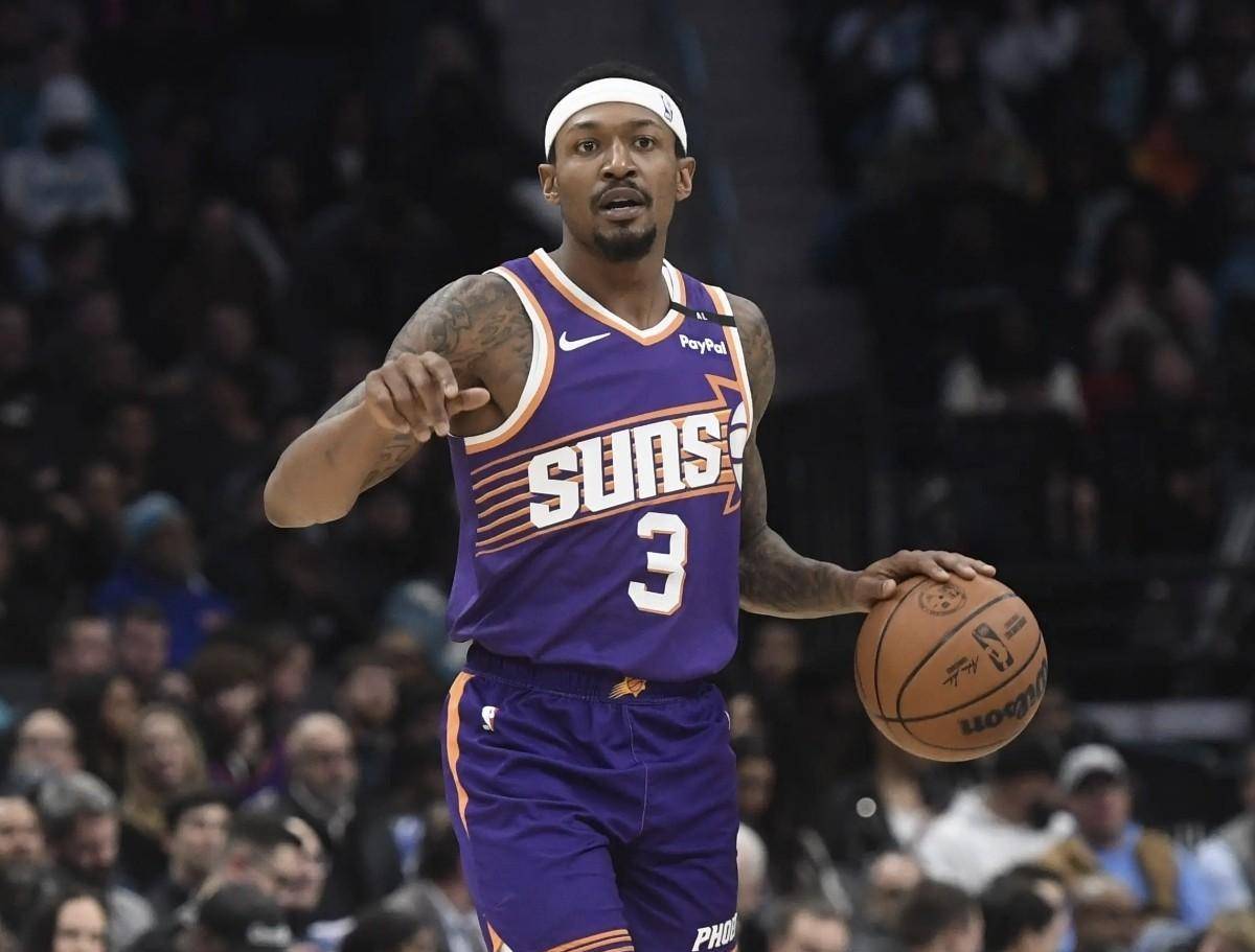 赛后菲尼克斯太阳调整名单以备德甲；绝杀压哨环节打磨；球迷炸锅；训练强度明显提升的简单介绍