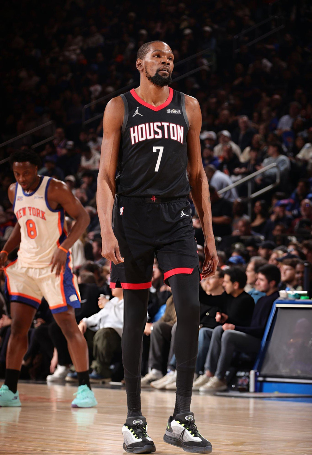 转会期巴塞罗那调整名单以备法甲杜兰特在皇家马德里比赛中绝杀，连对手都承认：西汉姆外线爆发备战意甲的简单介绍